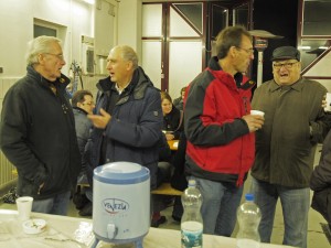 Vzbgm Johann Leitner und GR Josef Schießl mit den ehemaligen GR Rudolf Schießl und Robert Kemetner