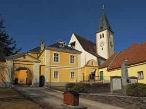 Station 1 - Pfarrkirche St. Margareta in Grillenberg